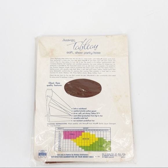 Vintage 1970's Amway Tableau Sheer Pantyhose NWT - Picture 2 of 3